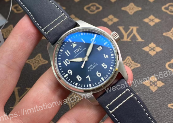 33172 【8個款式,帶圖詢價】V7廠萬國,40mm,馬克二十系列