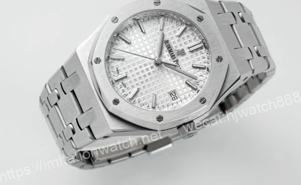 33840 ZF厰愛彼皇家橡樹,34mm,一體機芯,77350ST機械中性腕錶